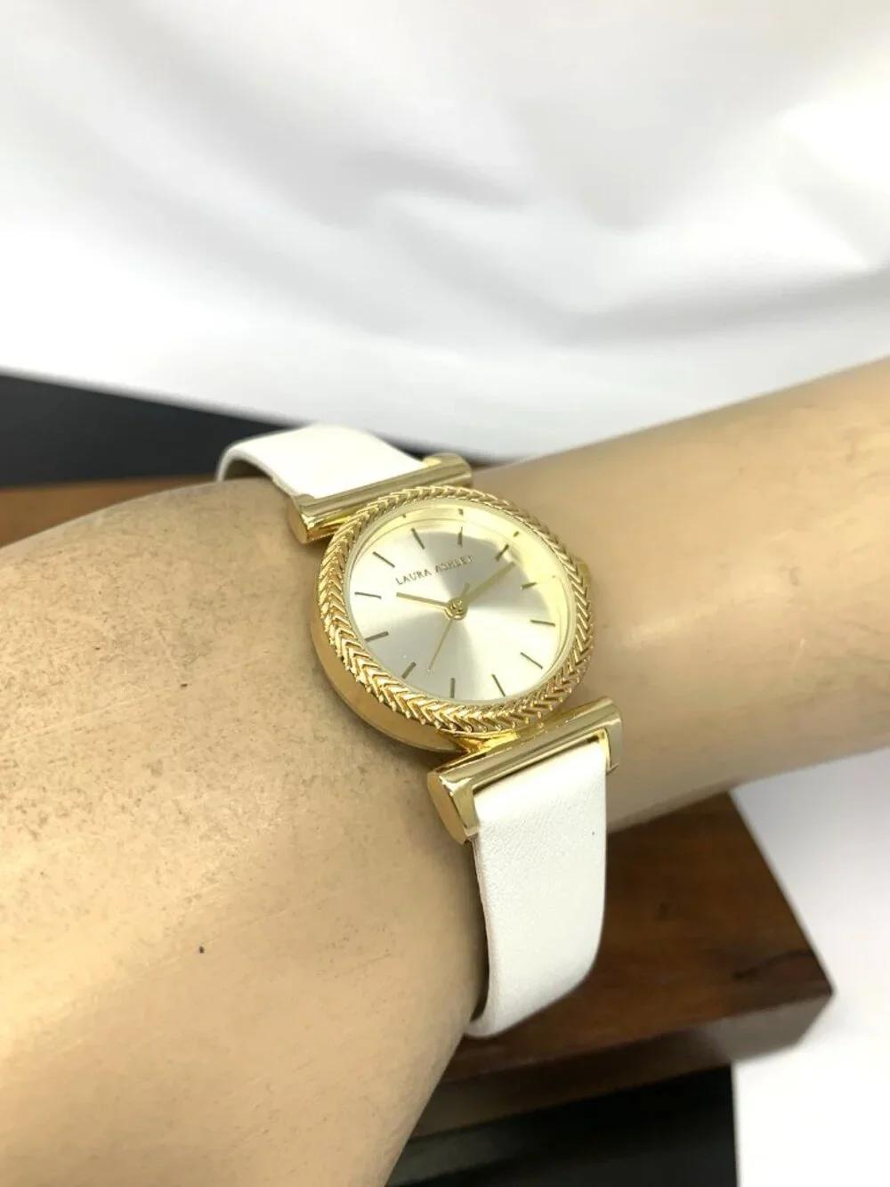 Laura Ashley Women's Watch LA2101YG Quartz Silver Dial Gold White Leather Strap